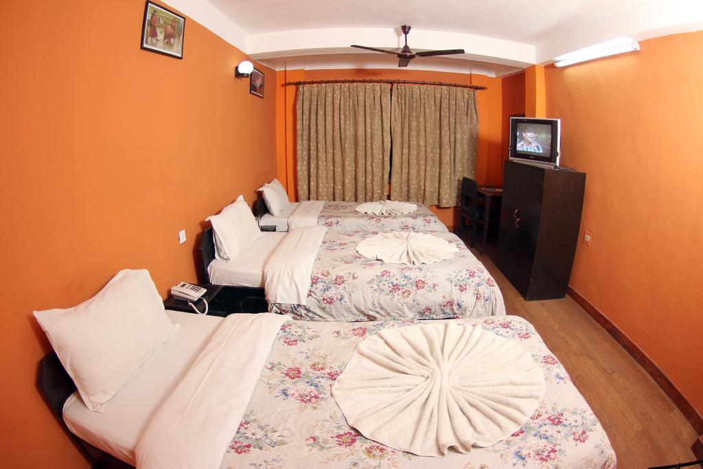 Bag Packer'S Lodge Kathmandu Exterior photo
