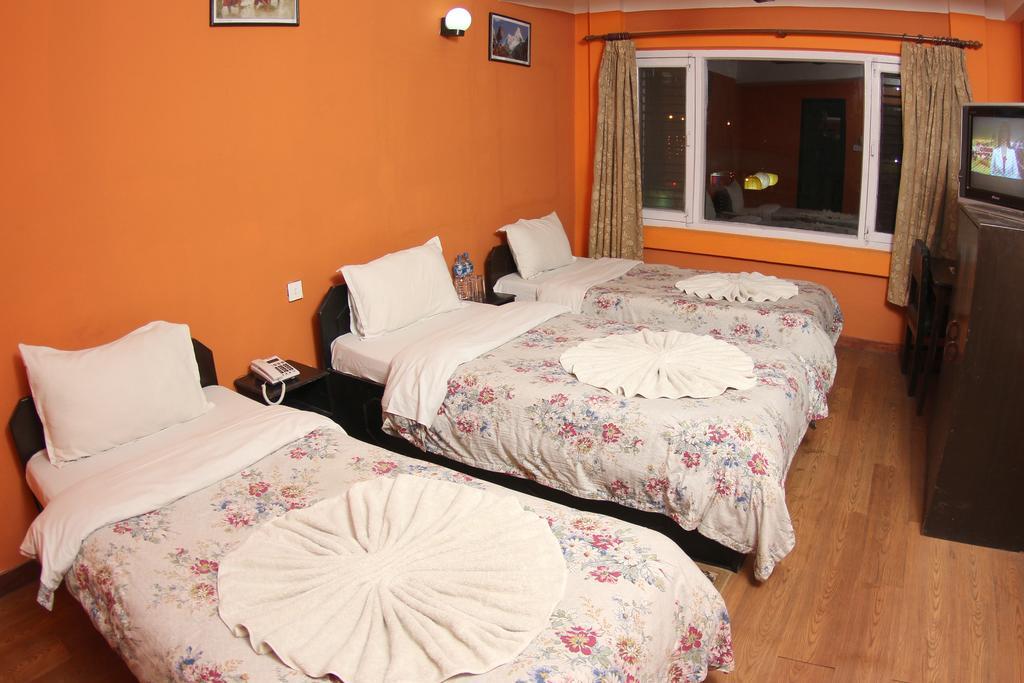 Bag Packer'S Lodge Kathmandu Exterior photo
