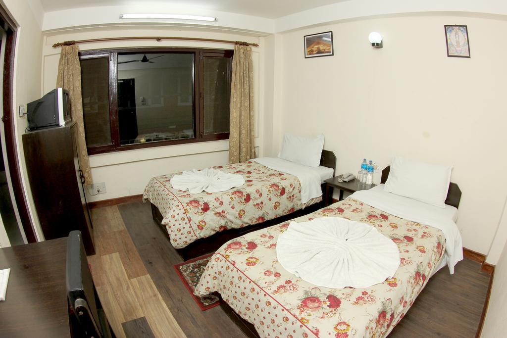 Bag Packer'S Lodge Kathmandu Exterior photo