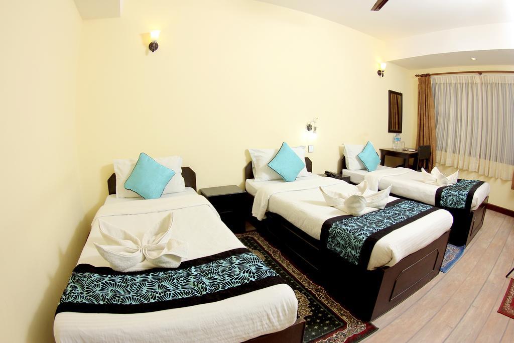 Bag Packer'S Lodge Kathmandu Exterior photo