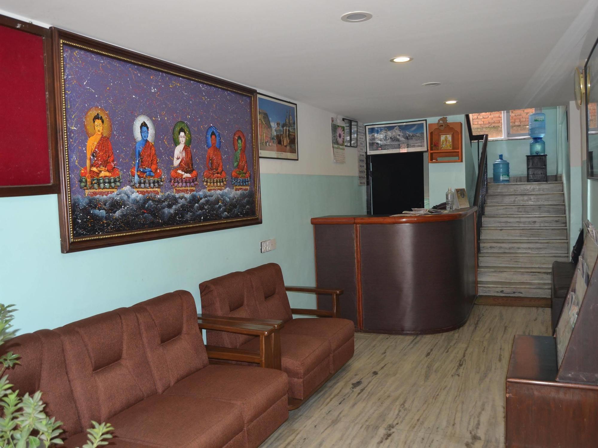 Bag Packer'S Lodge Kathmandu Exterior photo